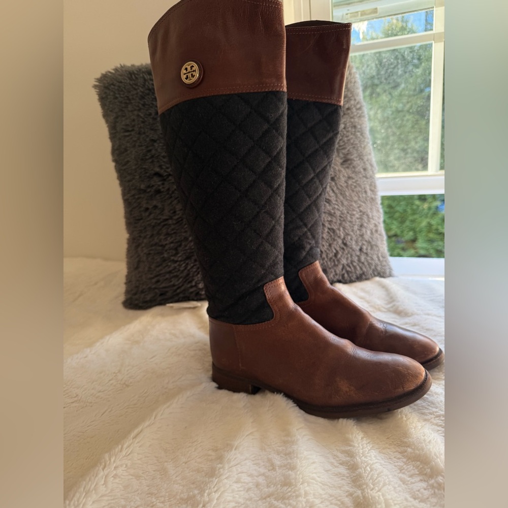 Tory Burch Quilted Black and Brown Leather Boots - Picture 5 of 12